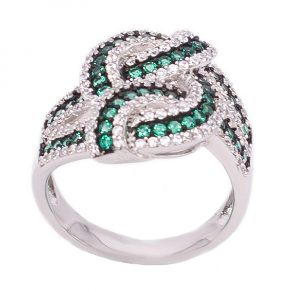 двух тонов, покрытых гравированным серебряным кольцом с зеленым нано и белым cz 