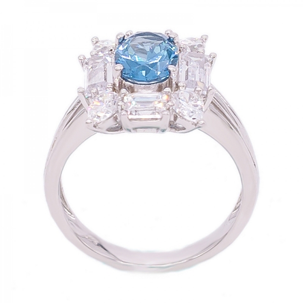 фантастическое кольцо с бриллиантом в серебре 925 