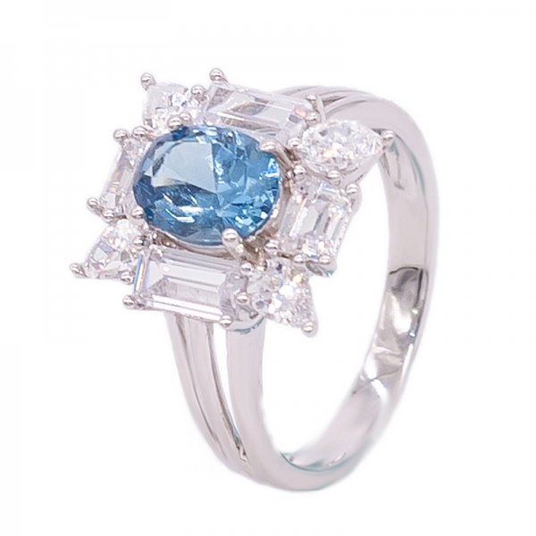 фантастическое кольцо с бриллиантом в серебре 925 