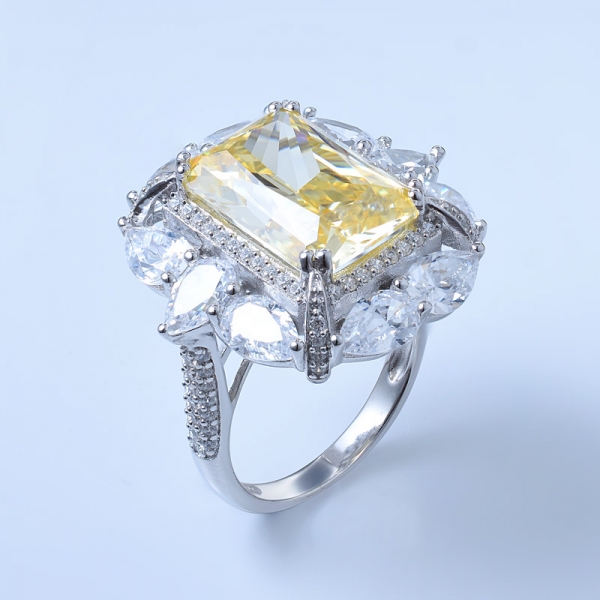 Серебряное кольцо с бриллиантами желтого цвета, 925 пробы 