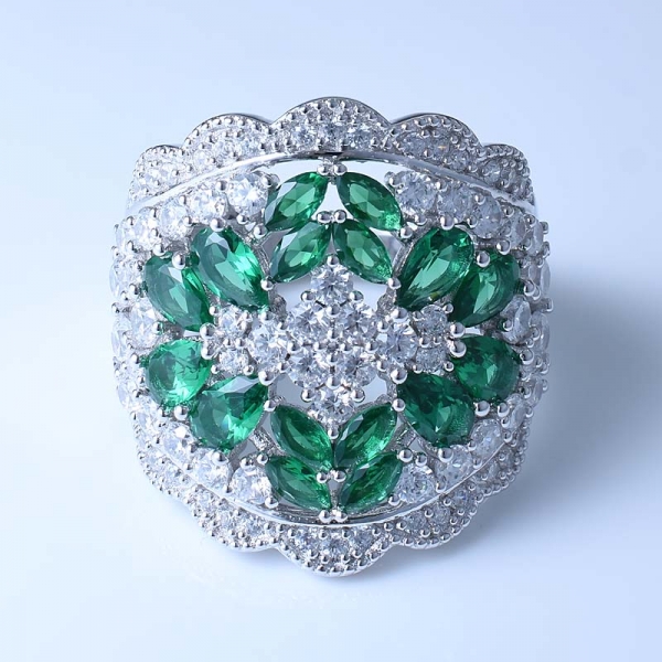 Серебряное модное кольцо из серебра 925 пробы с зеленым нано 