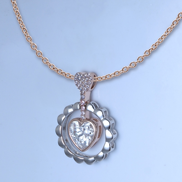 Серебряный кулон с цирконием в форме сердца из белого циркония и стерлингового серебра 