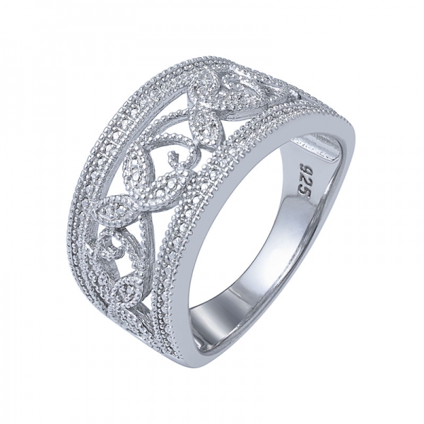кольцо с белым бриллиантом и серебром 