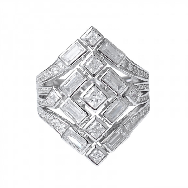 Серебряное кольцо из белого кубического циркония с родием квадратной огранки поверх стерлингового кластера 