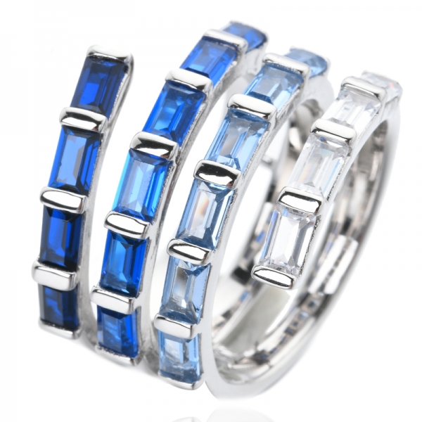 обручальное кольцо из серебра 925 пробы с родием огранки «багет» и синей шпинелью, драгоценным камнем вечности 