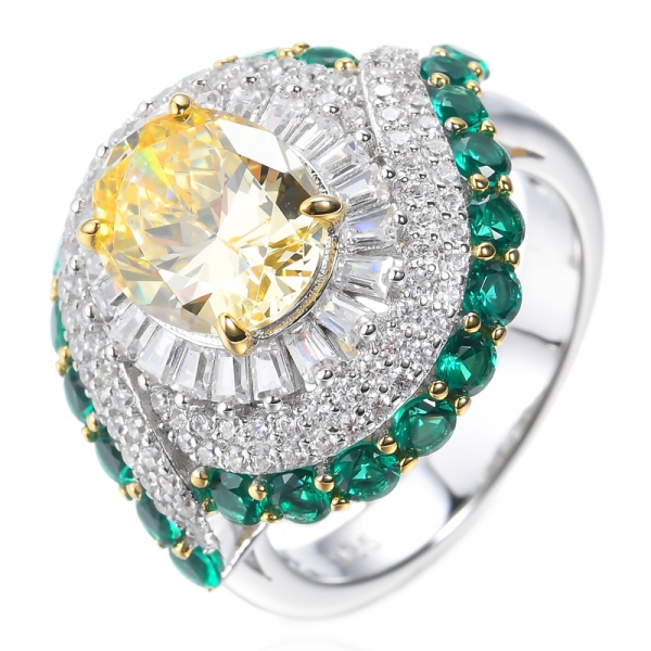 Двухцветное серебряное кольцо с овальным канареечным центром и зеленым акцентом
 