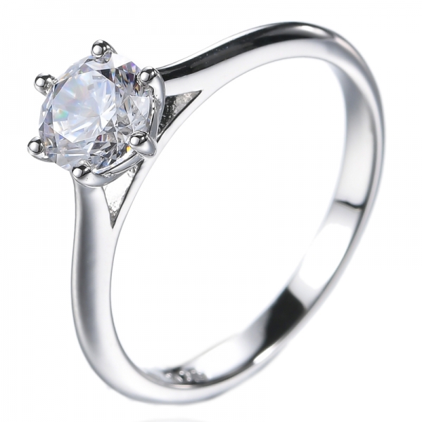 Круглое помолвочное кольцо-пасьянс с родиевым покрытием и кубическим цирконием 0,8 карата
 