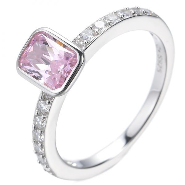 Серебряное кольцо с родиевым восьмиугольником и белым бриллиантом CZ с белым и розовым бриллиантами
 