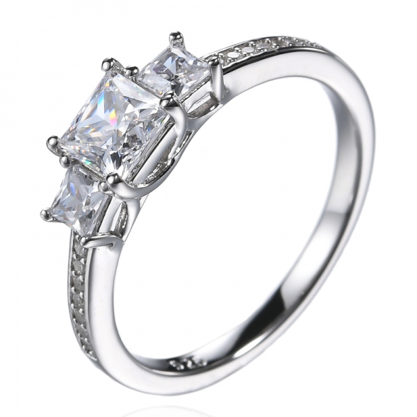 Помолвочное кольцо с квадратным кубическим цирконием CZ из стерлингового серебра с 3 камнями и обещанием
 