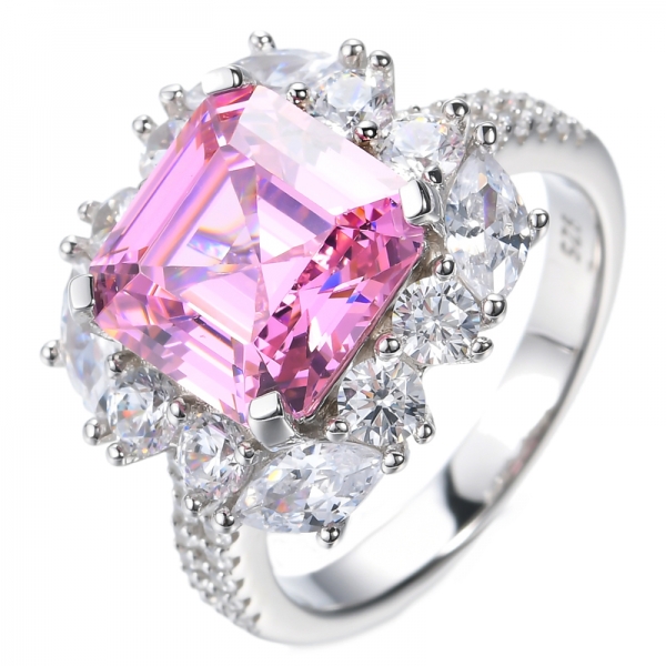 Серебряное кольцо с розовым центром и белым кубическим цирконием с родиевым покрытием огранки Ашер
 