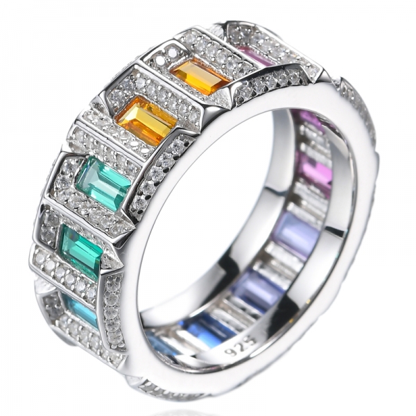 Коктейльные кольца «Вечность» с радужным багетом и кубическим цирконием с платиновым покрытием
 