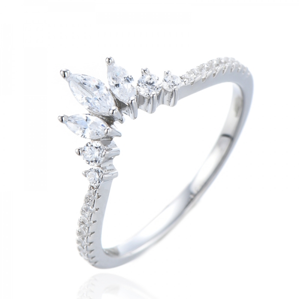 Изогнутое обручальное кольцо с родиевым покрытием из стерлингового серебра с короной огранки «маркиза» с 3 камнями
 