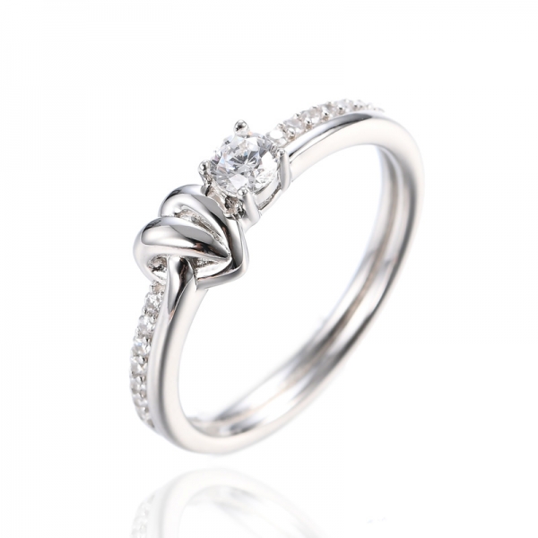 Серебряное кольцо с бриллиантовым акцентом из стерлингового серебра 925 пробы 