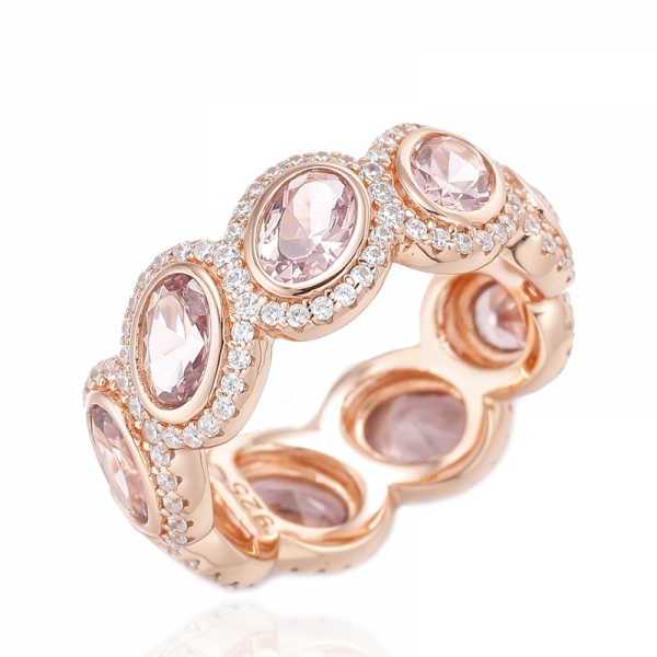 Серебряное кольцо вечности с морганитом нано-овальной формы и круглым белым кубическим цирконом с покрытием из розового золота 