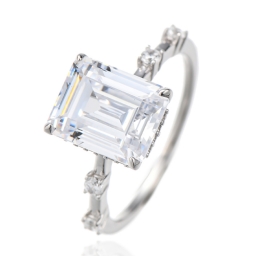 Кольцо из серебра 925 пробы